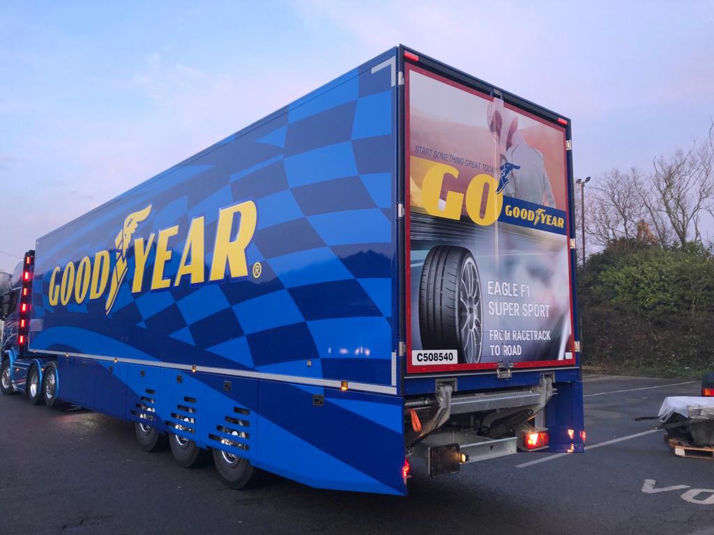 VINILO DE CORTE BRILLANTE METAMARK M7 METASCAPE ULTRAMARINE 1,22 MTS